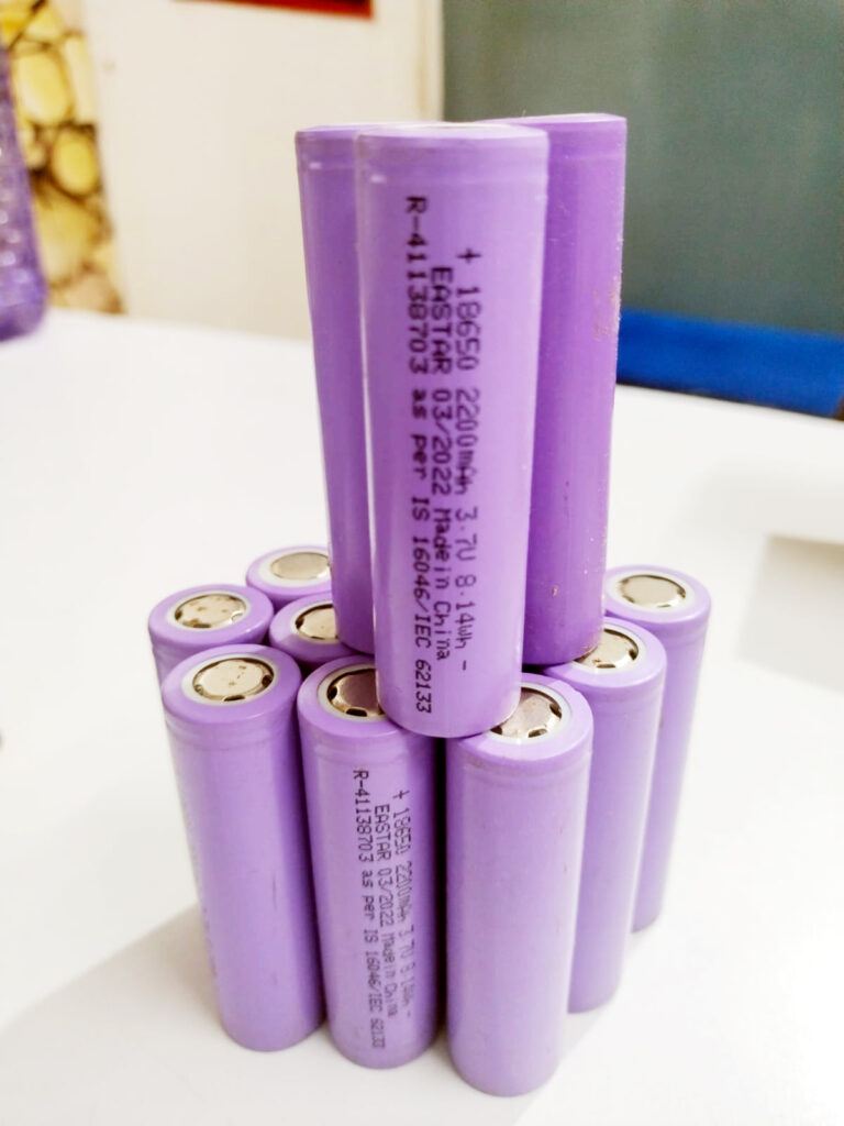 AC DC Lithiyam Battery 2000MH | Pack of 10 pcs | Long Lasting | Good Quality